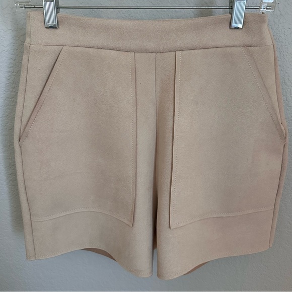 ZARA | Beige Faux Suede High Waisted Shorts (M) - Picture 6 of 8